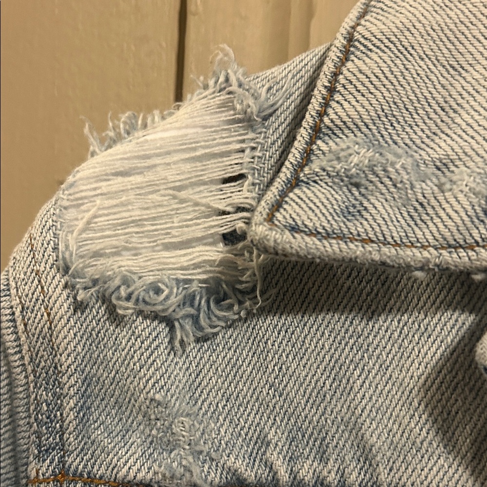 Distressed denim jacket - Picture 2 of 9